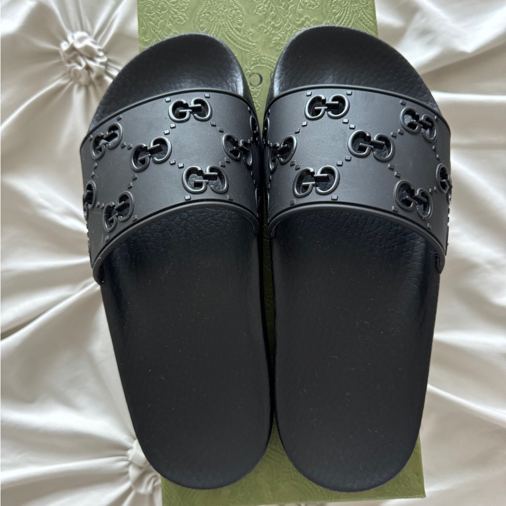 Gucci Black Pool Slides